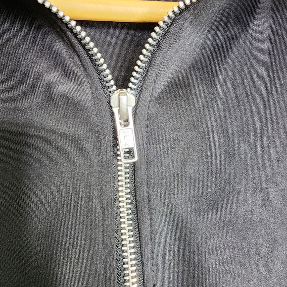 H&M Divided Cropped Track Jacket in Black Size M - Picture 5 of 10